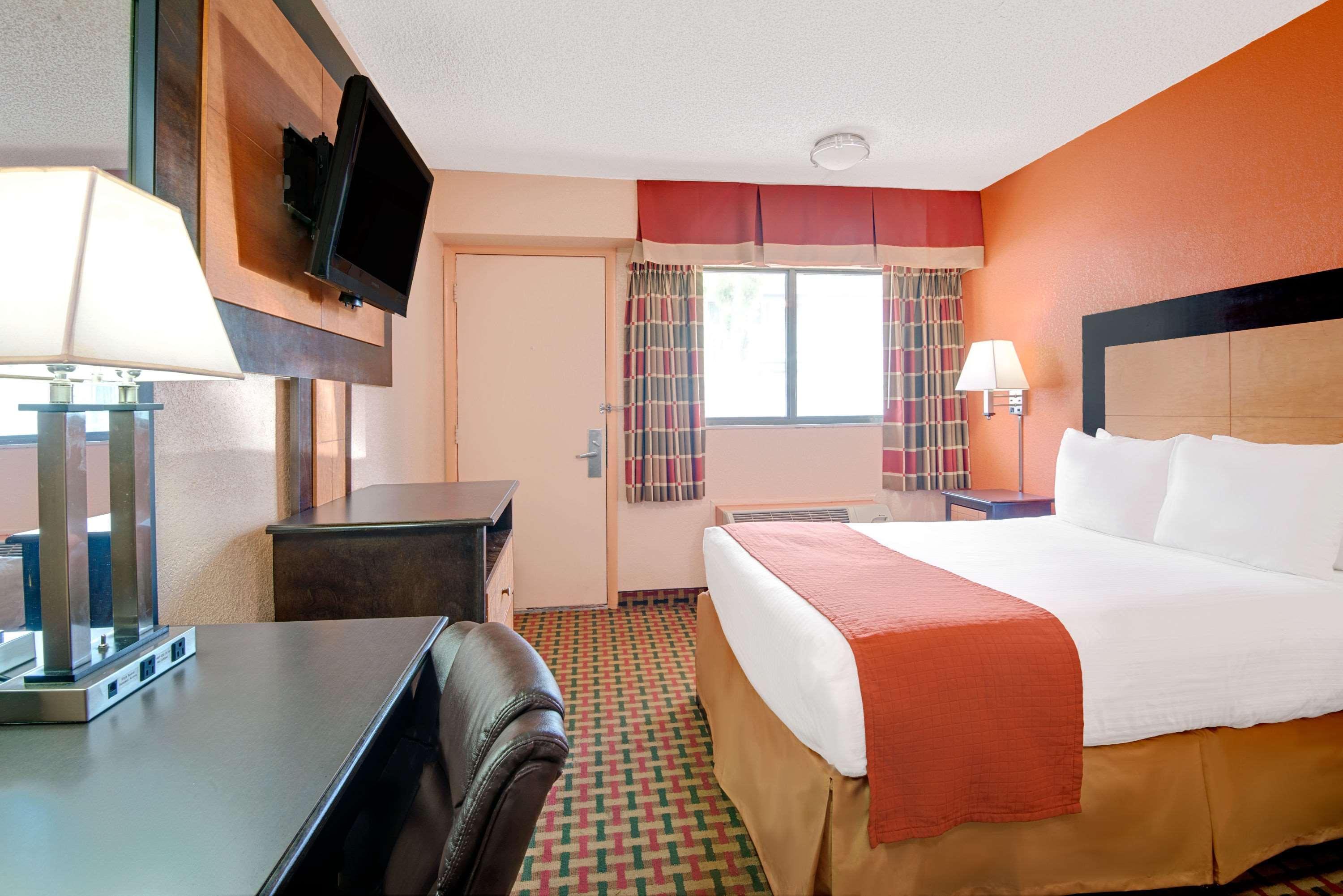 Days Inn By Wyndham Independence Luaran gambar