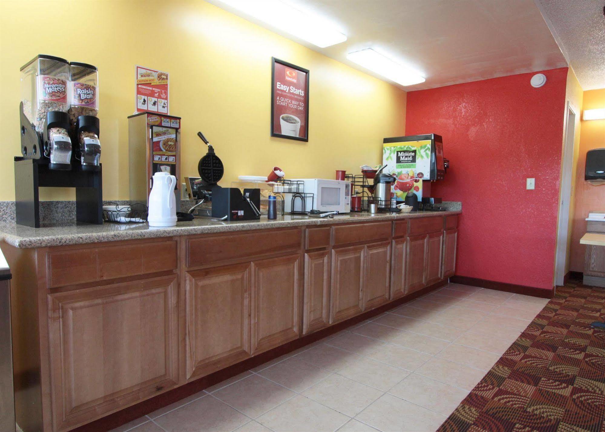 Days Inn By Wyndham Independence Luaran gambar